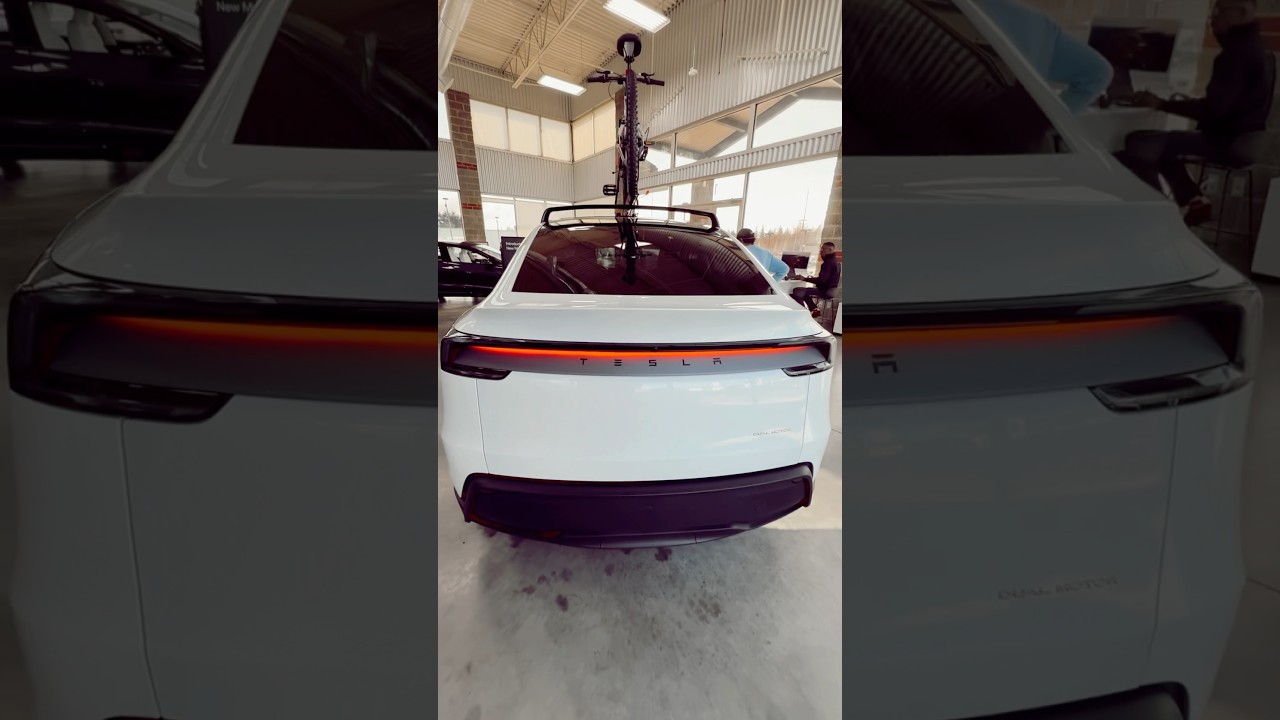 Recenzja bagażnika dachowego na rowery Tesla Model Y Juniper 2026 | Pearl White Multicoat