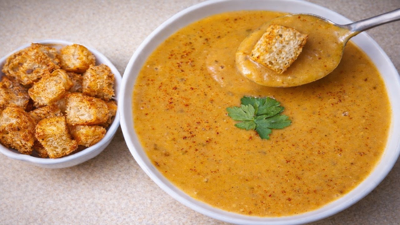 شوربة العدس اللذيذة بطريقة جديدة مش تقليلدية الحل السحري للاجواء الشتوية دي