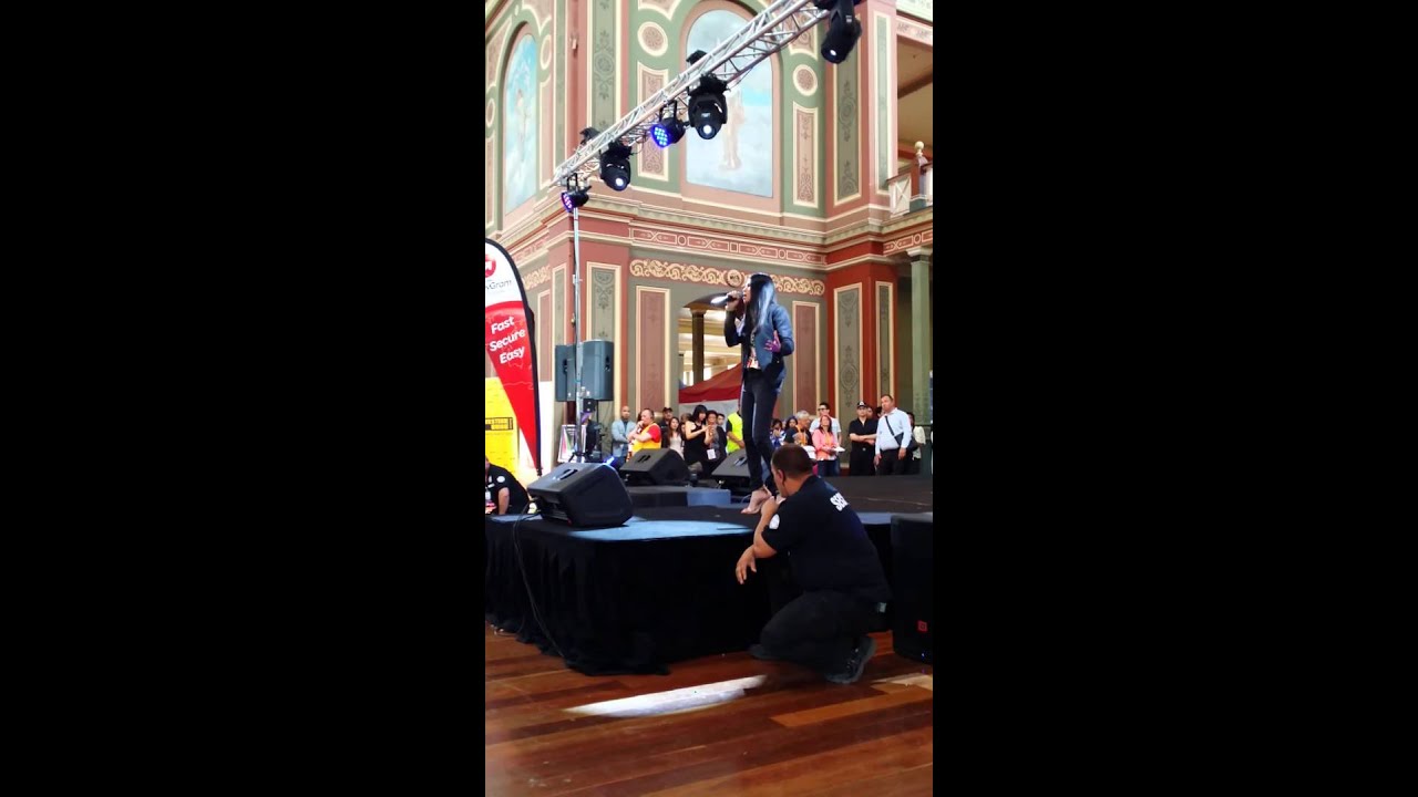 Hello - by Adelle (cover by MARLISA).   LIVE at Royal Melbourne Exhibition Building