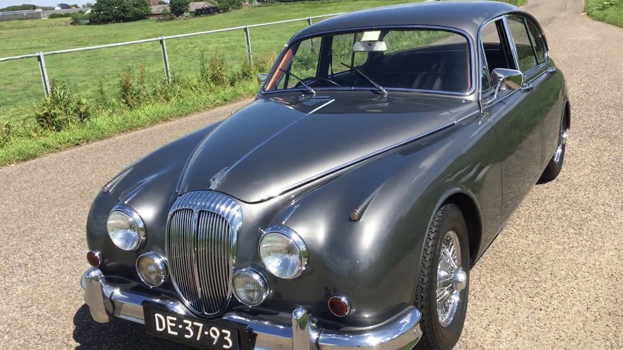 Jaguar Daimler 250-V8 overview