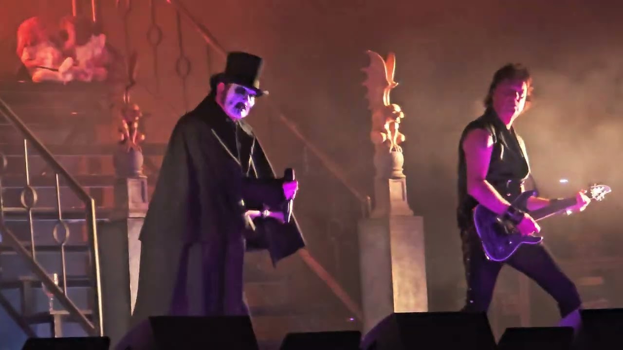 KING DIAMOND 