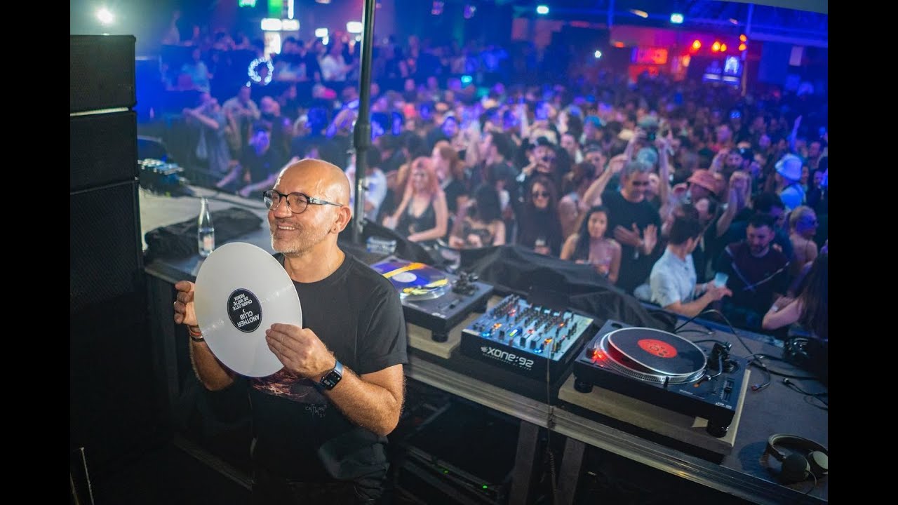 SVEN VATH @ CAPRICES Festival SWITZERLAND 2022 by LUCA DEA [Signal stage]