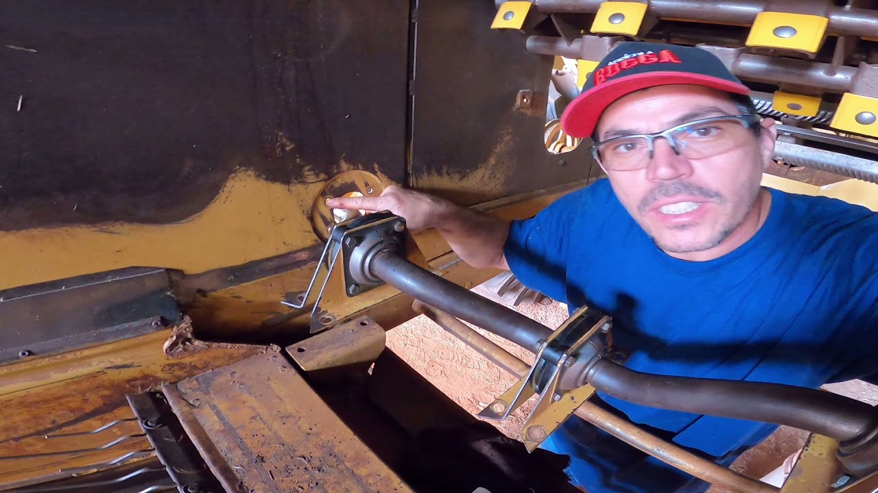 Montando o Eixo do Saca Palha  na Máquina e mais detalhes NH TC57  - parte02