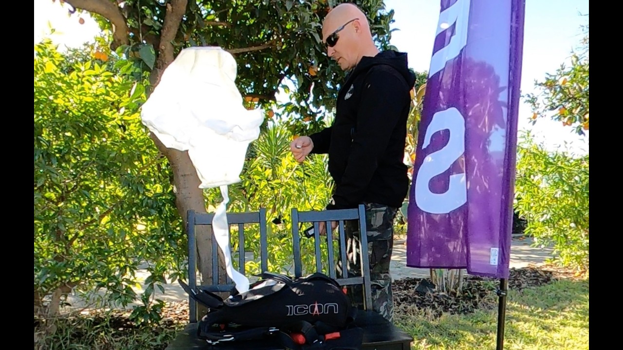 7.04.2026 Tragedia w Headcorn: Dlaczego oba spadochrony nie zadziałały? Analiza pokrowc&oacute;w Icon.