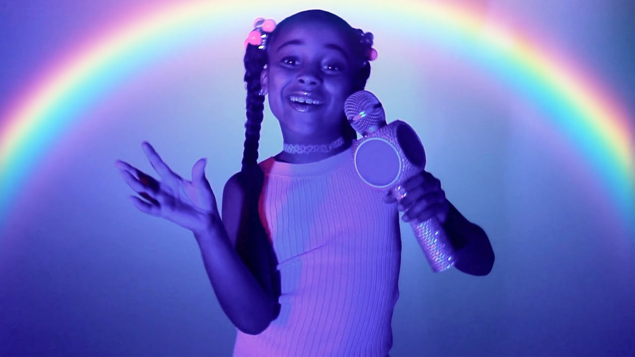 Cali TURNS INTO a SUPERSTAR after DAD doesn't BELIEVE | Cali's Playhouse