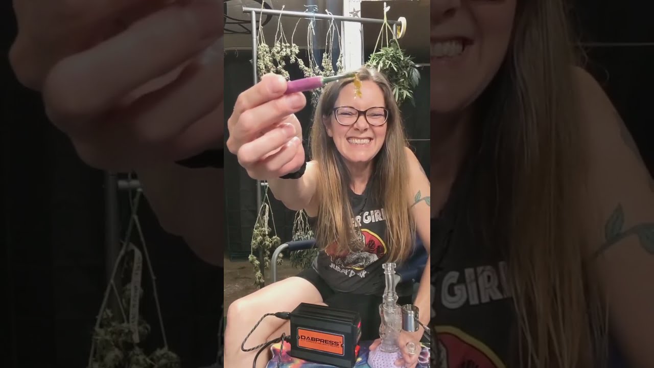 Dabpress Upgraded Enail  Dab Kit for Home Use - Product Review by @nikkisnugs from Instagram