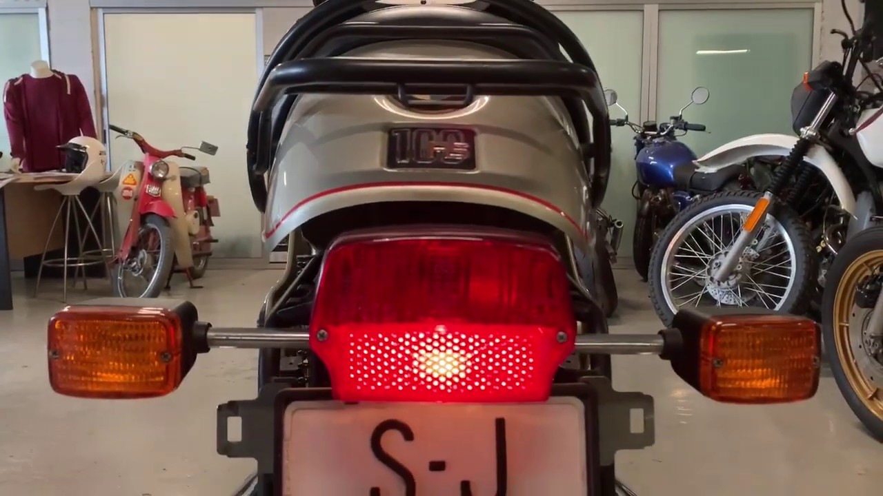 Vemos y Arrancamos una BMW R100RS con SOLO 10 mil Kilometros Perfectamente Conservada en CRSS