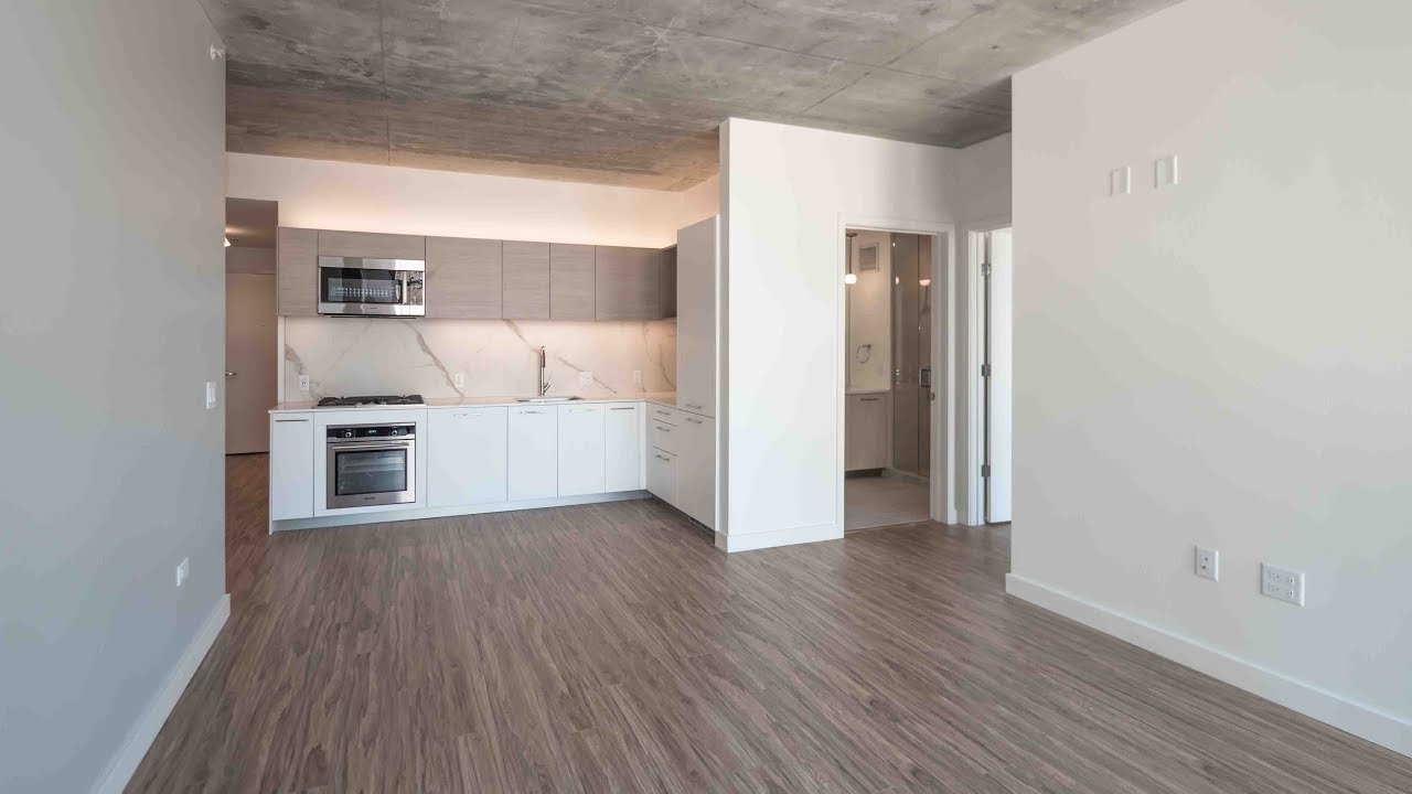 A West Loop one-bedroom at the stylish new EMME apartments