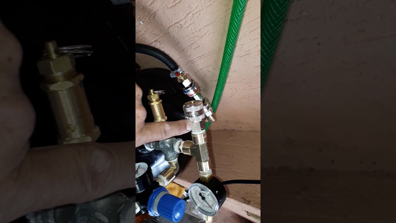 Compressor com cilindro de 60 litros auxiliar