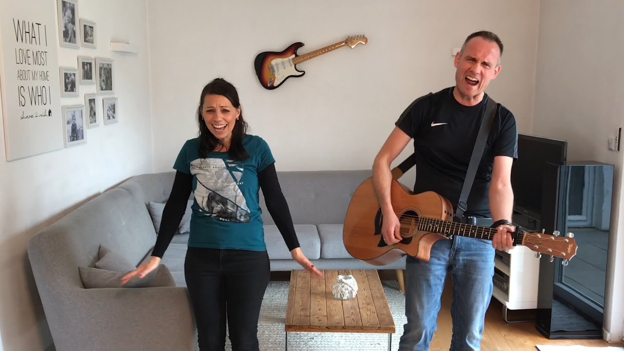 Mike Müllerbauer - Vorwärts - Ganzer Song mit Bewegungen