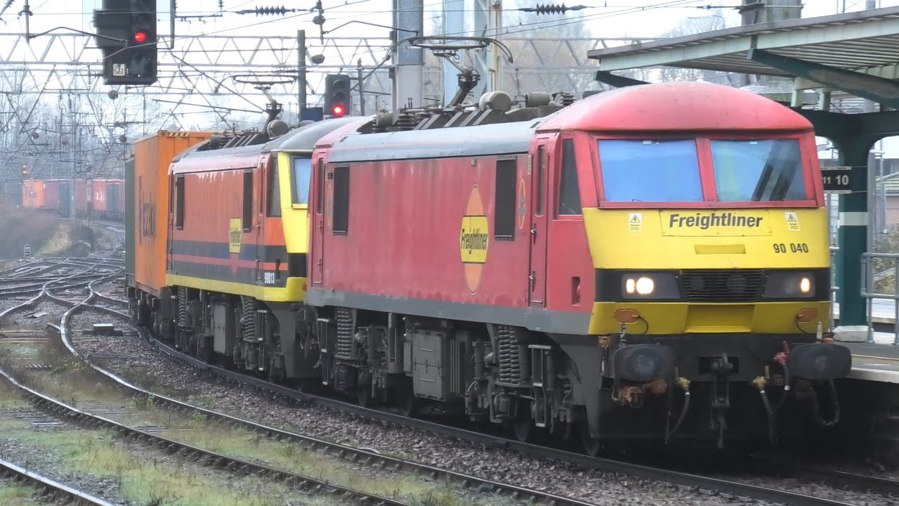 Fantastic Wet Few Hours at Carlisle Station Freight/Passenger/RHTT trains 29th November 2025 WCML 