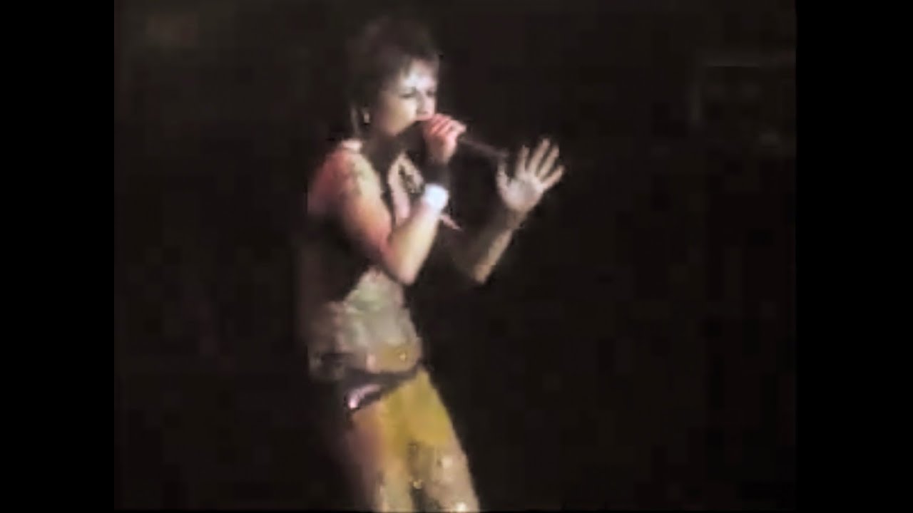 New to YouTube! Rare 22 Song Amsterdam Webcast (The Cranberries, 2002)