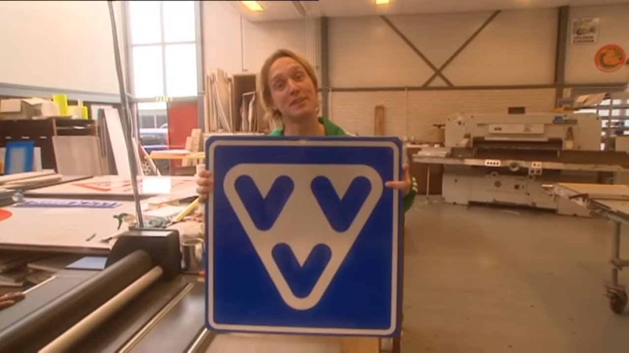 Hoe wordt een verkeersbord gemaakt? | Doen Ze Dat Zo?