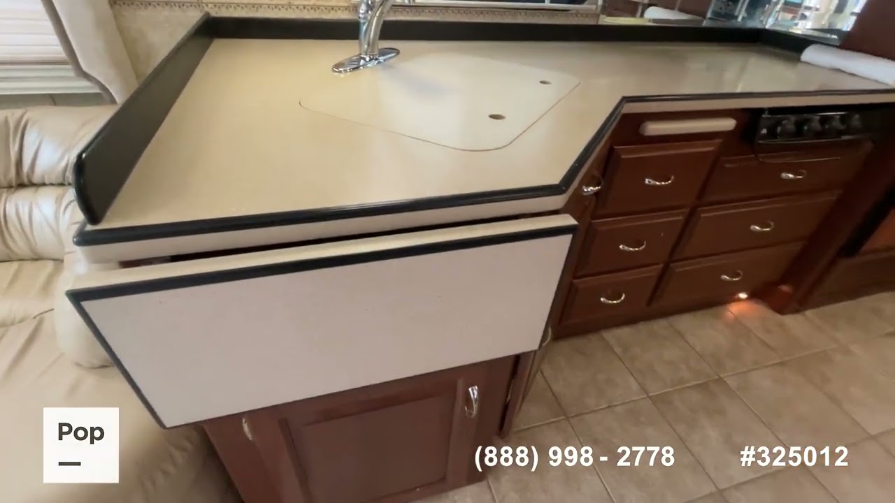 [UNAVAILABLE] Used 2005 Dutch Star 4010 in Mount Dora, Florida