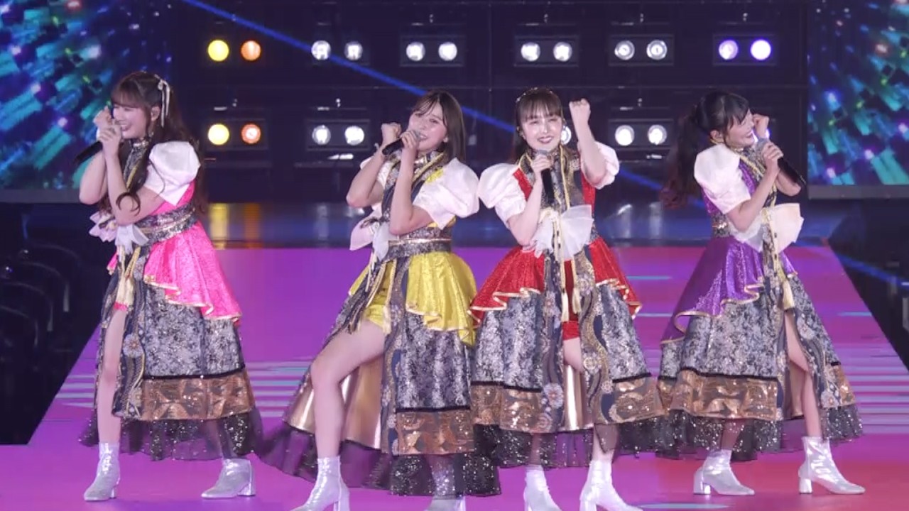 ももクロ、関コレ初出演で圧巻ライブパフォーマンス！「行くぜっ！怪盗少女」披露で会場大盛り上がり！　『KANSAI COLLECTION 2025 S/S』