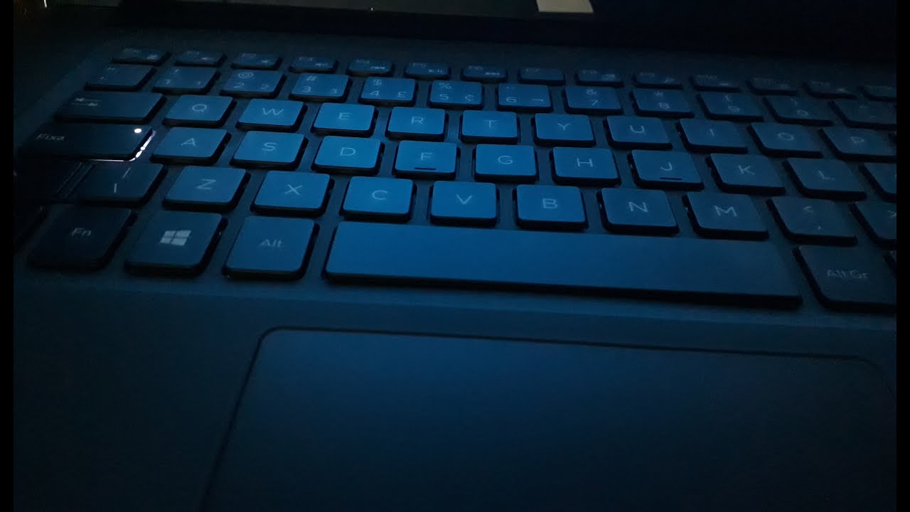 Como ligar o LED do teclado do Notebook de forma simples  +  Dica de limpeza de tela
