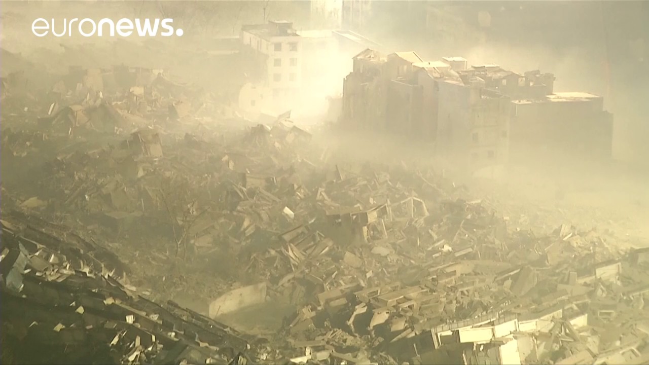 19 buildings demolished with explosives in 10 seconds, China
