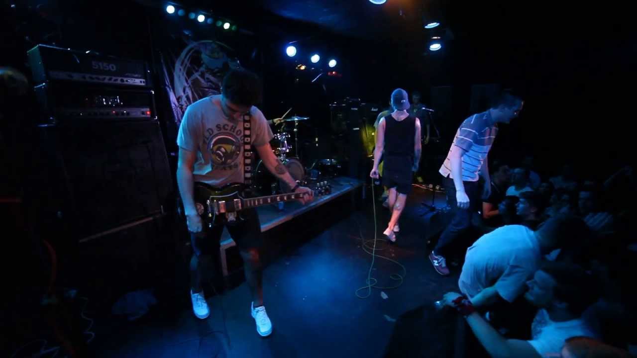 Jack Russell - 2 минуты LIVE