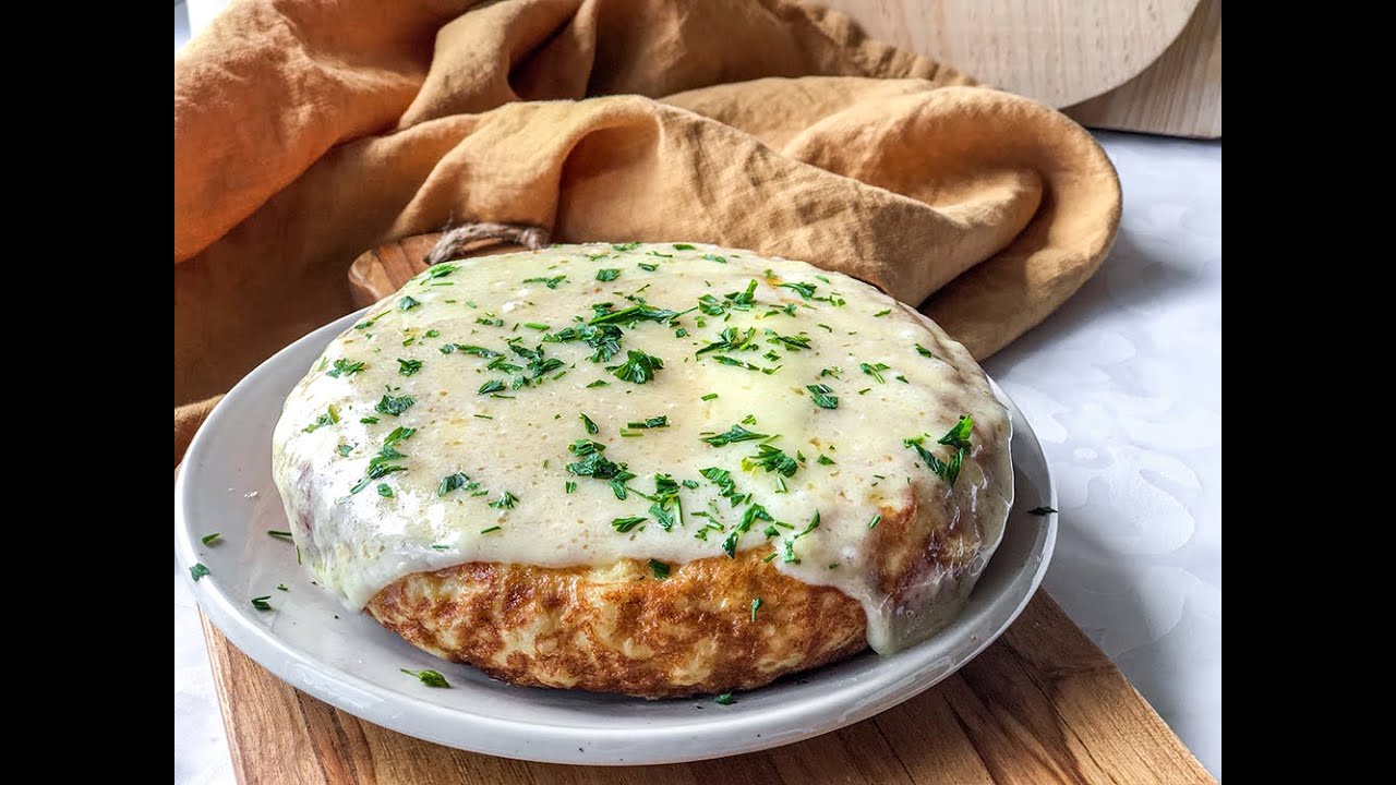 TORTILLA BRUTAL CON QUESO FUNDIDO!!! sin freir y muy ligera! | SABOREANDA