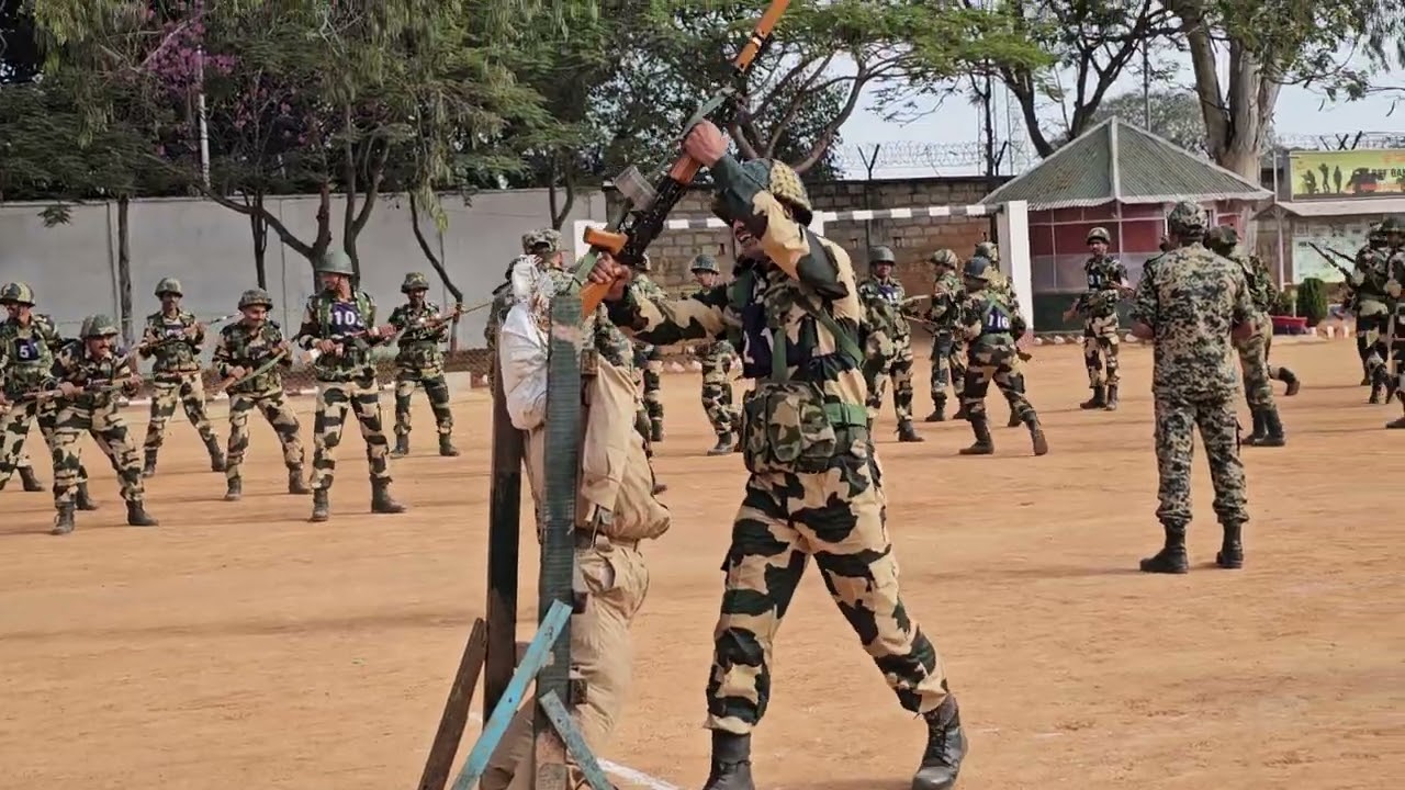 ऐसे धावा कर देते हैं हम दुश्मन पर #faujilyfstyle #armytraining #vedio #army 