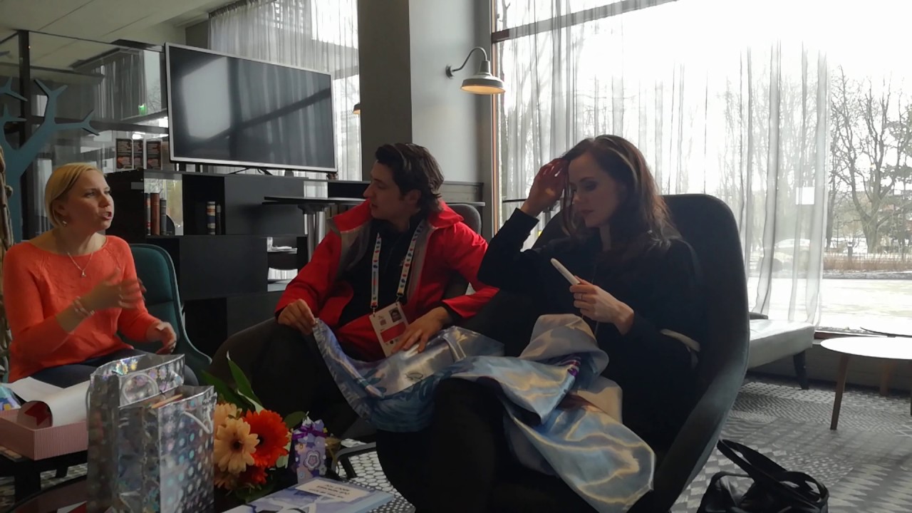 Tessa and Scott fan meeting in Helsinki
