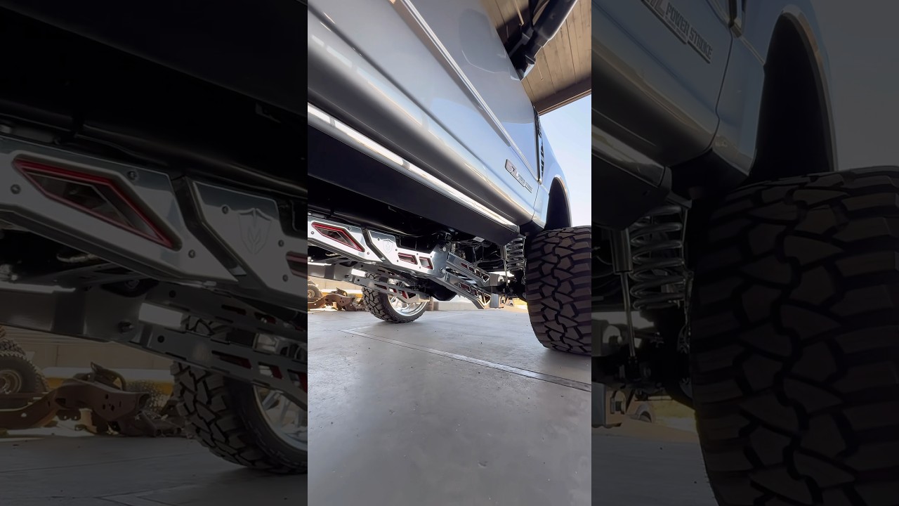 2023 Ford F-250 • @McGaughys 8” SS 4-Link Kit