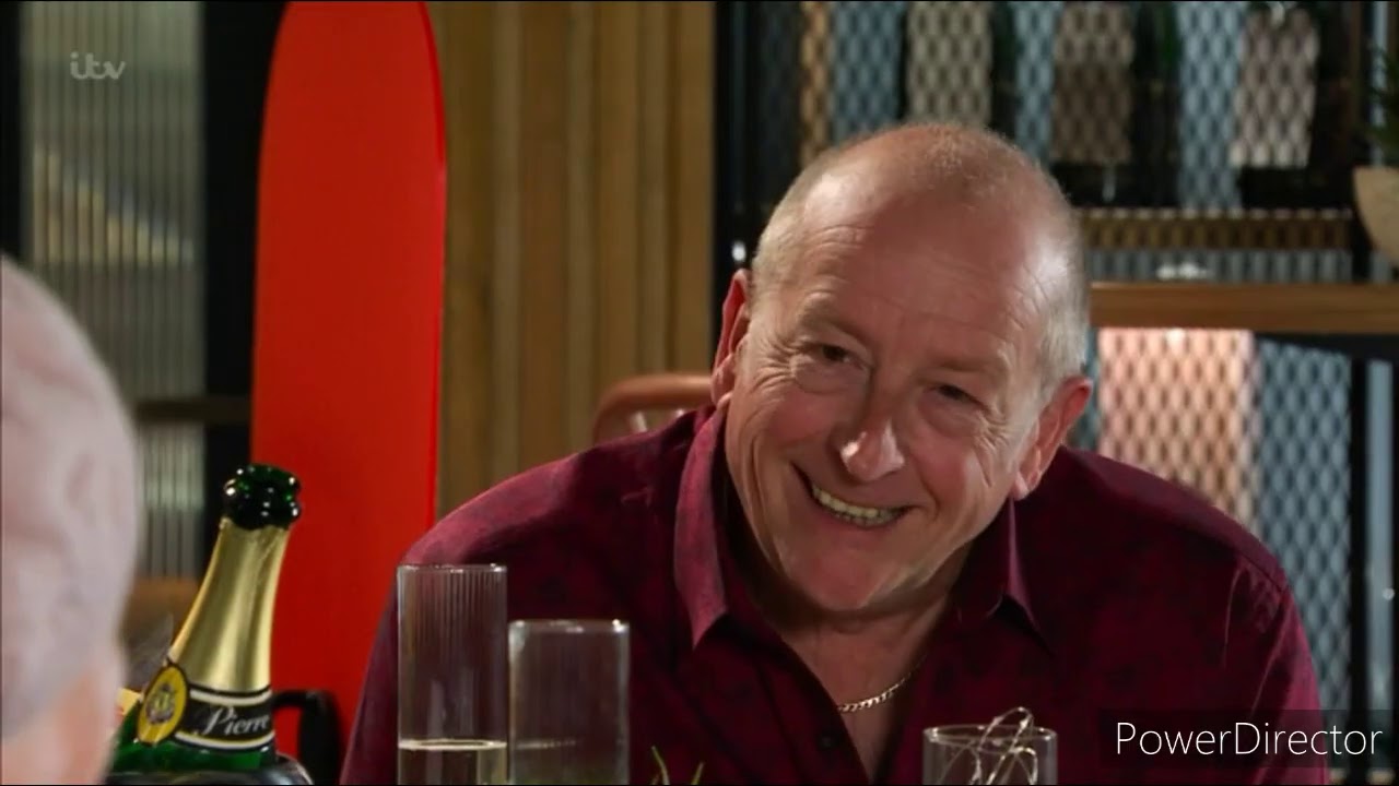 Coronation Street - Alya Gatecrashes Geoff's 