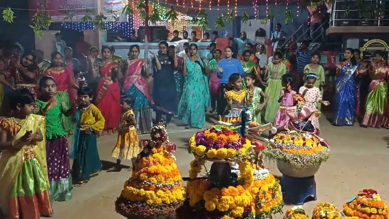 బతుకమ్మ సంబరాలు