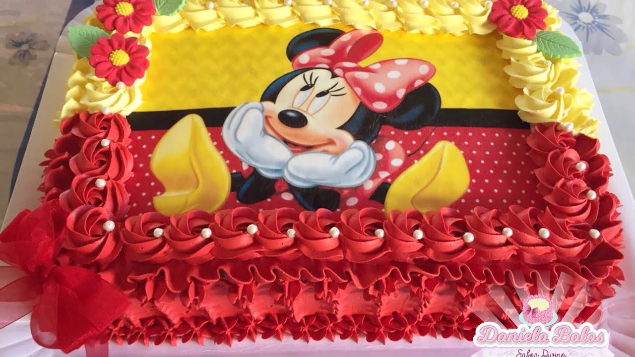 Bolo minnie vermelho e amarelo