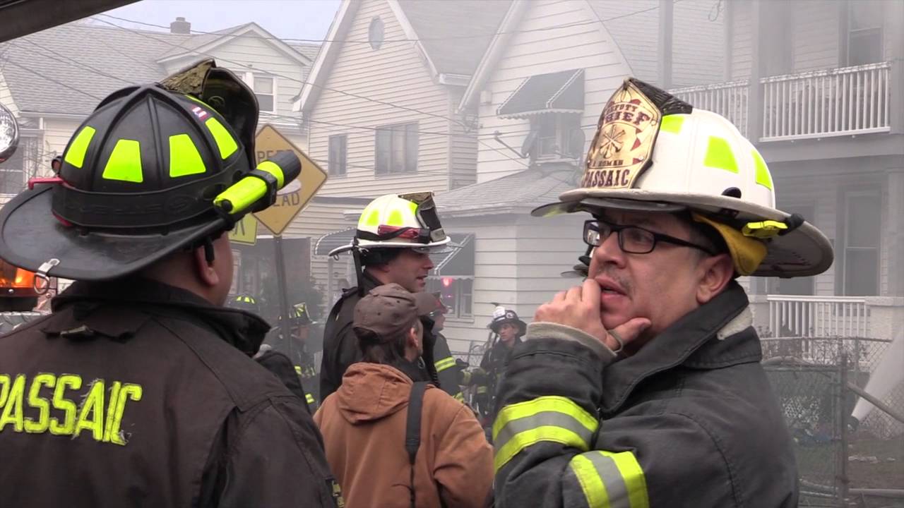 Passaic NJ Fire Department 3rd Alarm Fire 214 Summer St Fire in a 2.5 Frame