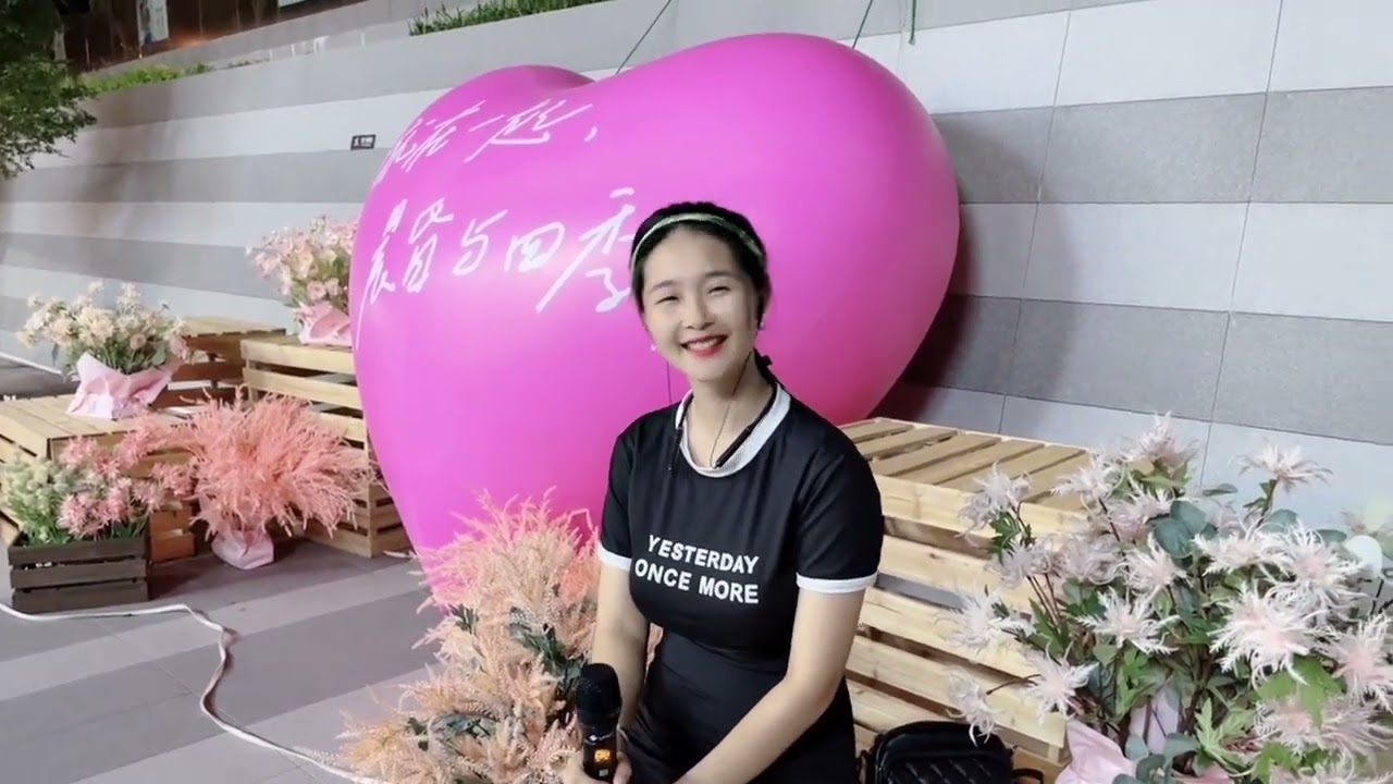 分享音乐：粤语老歌《每当变幻时》，缅怀过去，Beyond乐队粤语老歌《真的爱你》，现场朋友跟着唱起来了+ 刘德华的粤语老歌《一首走过的日子》，珍惜一起走过的日子