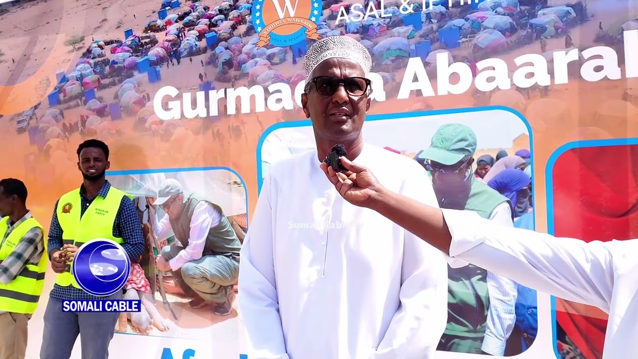 Hogaamiyaha Xisbiga Wadajir Cabdiraxmaan Cabdishakuur Warsame oo gurmad afurin ah usameeyay ..