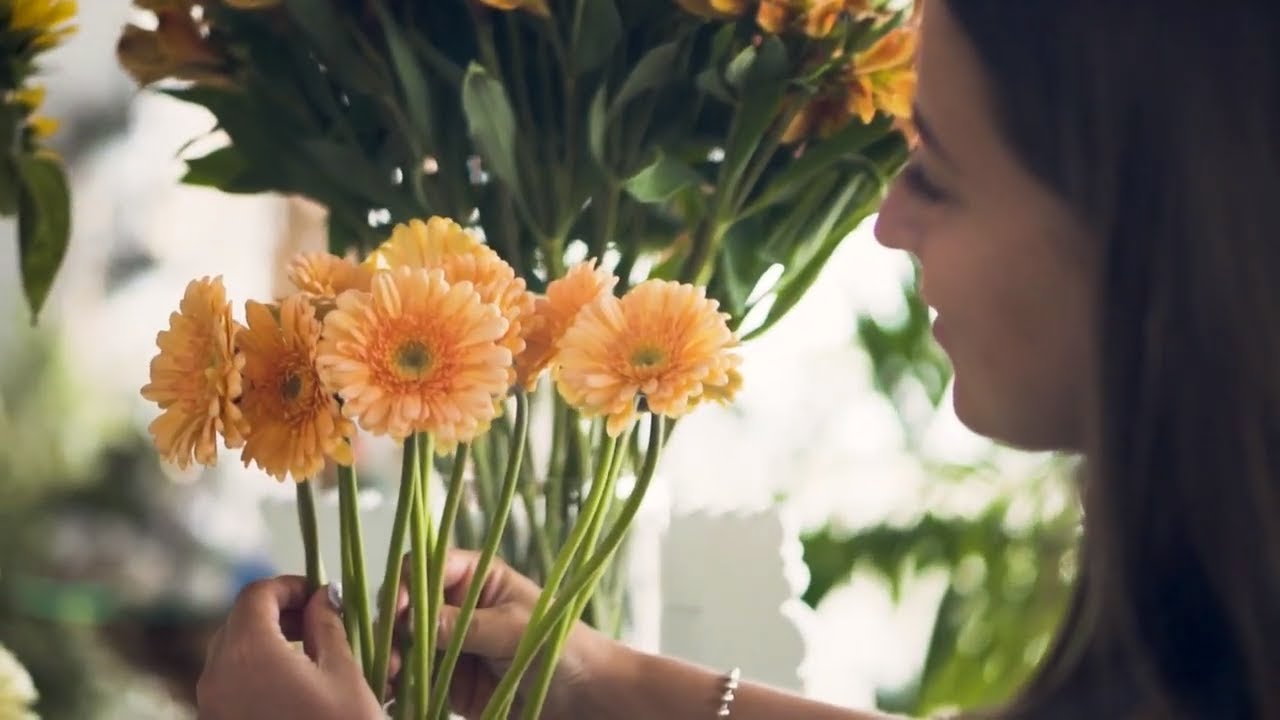 Flores no Cais — A sua Florista na Capital da Flor | Promo