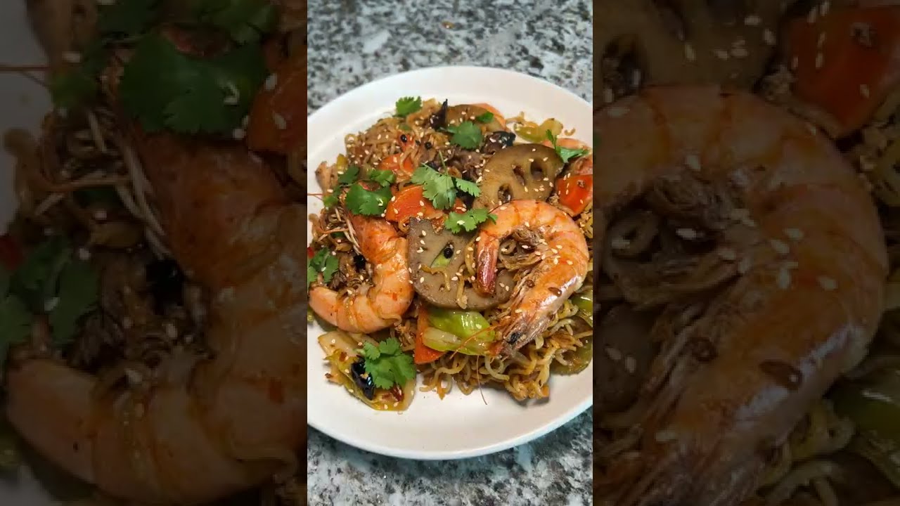 I made Ma La Xiang Guo (Spicy Stir-Fry Hot Pot)