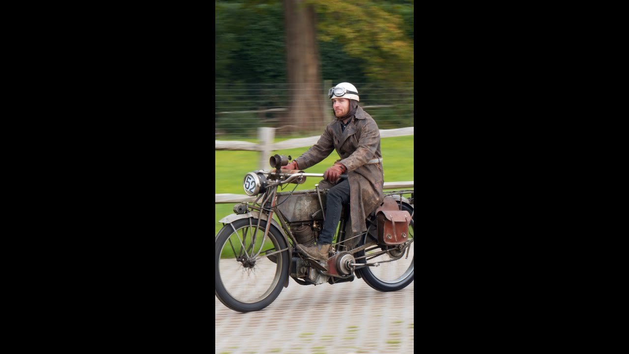 Quick Pit Stop on the 1913 Excelsior 1000cc V-Twin