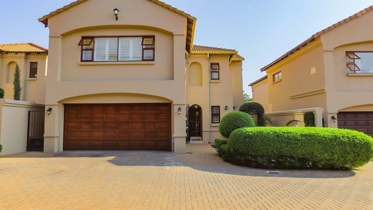 4 Bedroom House for sale in Gauteng | Johannesburg | Northcliff | Fairland | 3 Kessel L |