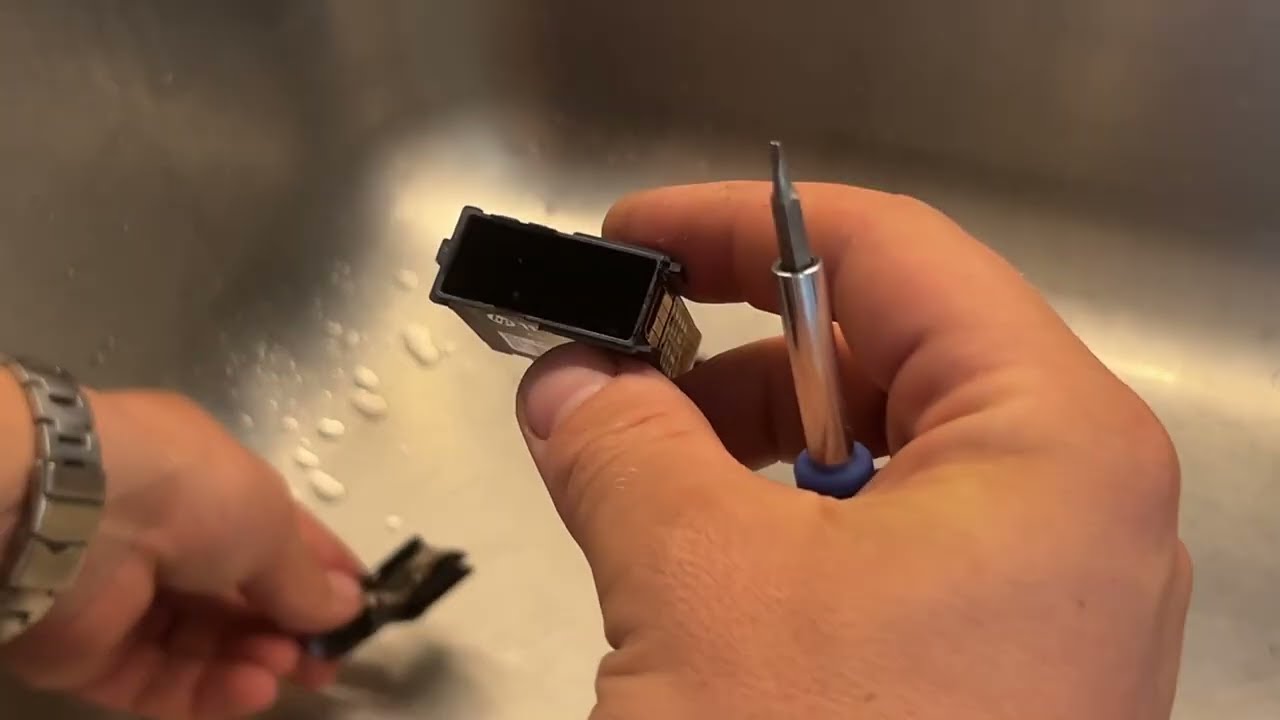 HP 11 Printhead Disassembly and Cleaning Unclog Attempt 