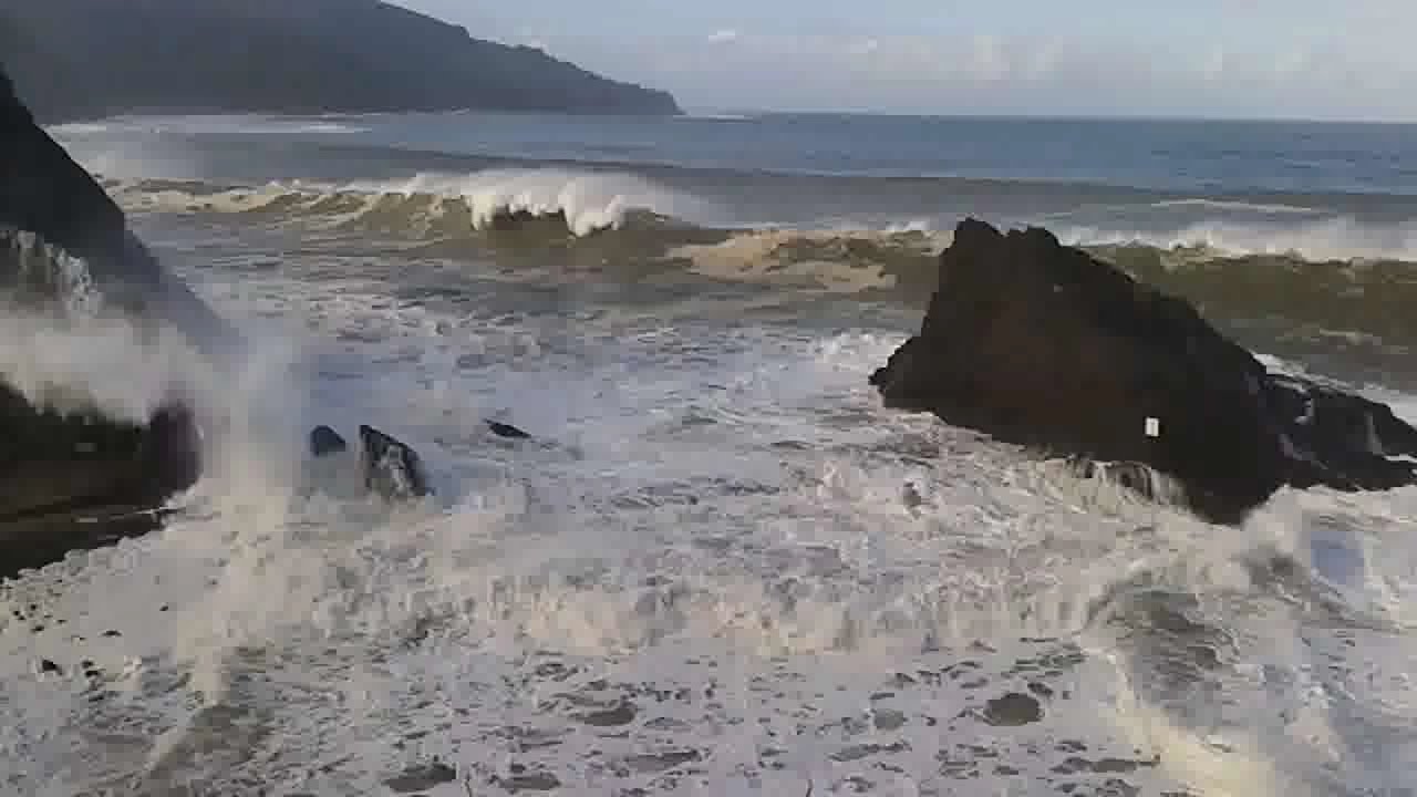 Olas Gigantes Playa de Bermeo Aritzatxu (2014)