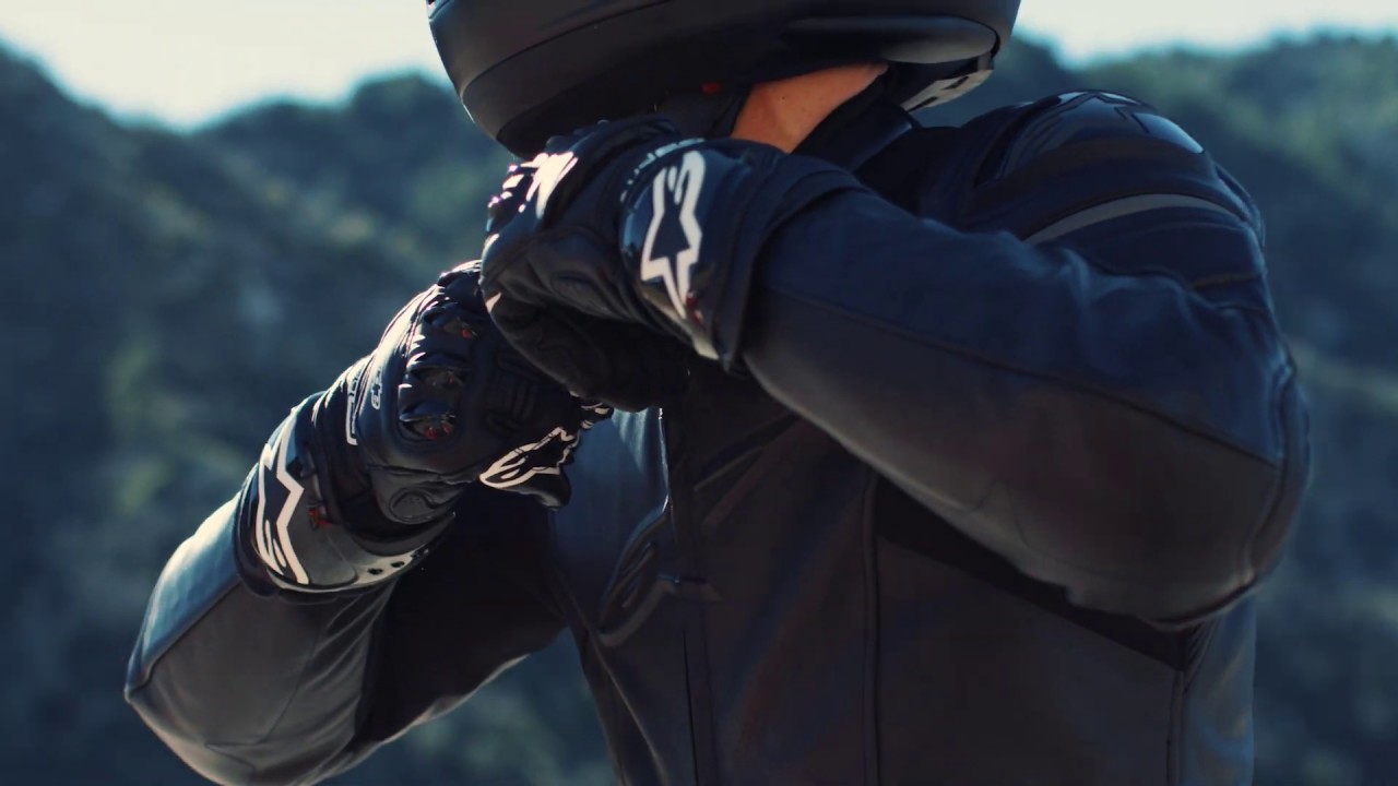 Alpinestars TECH AIR 5 - TAKING THE WORLD BY STORM!