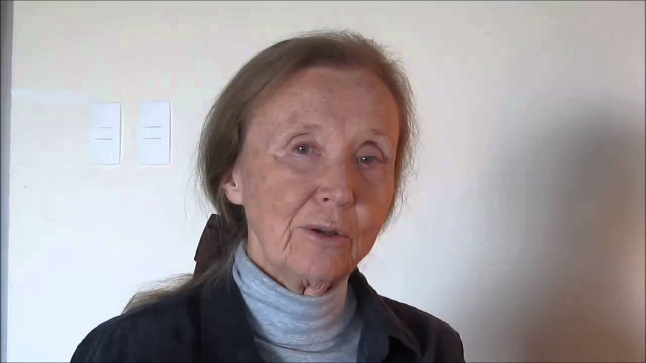 INGL&Ecirc;S - 40 - F&Aacute;CIL E GR&Aacute;TIS - COME&Ccedil;O - ELISABETH WAGNER E JULIANA MALFITANI