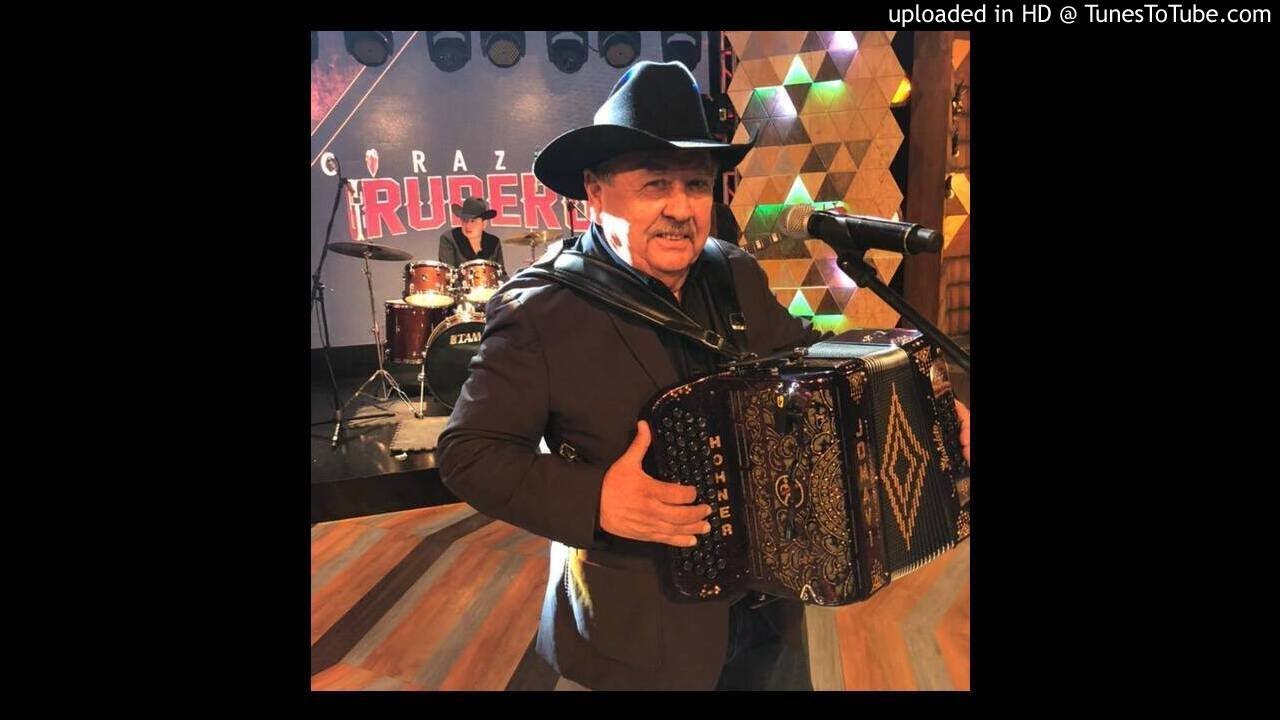 Los Cachorros de Juan Villareal  MIXXX