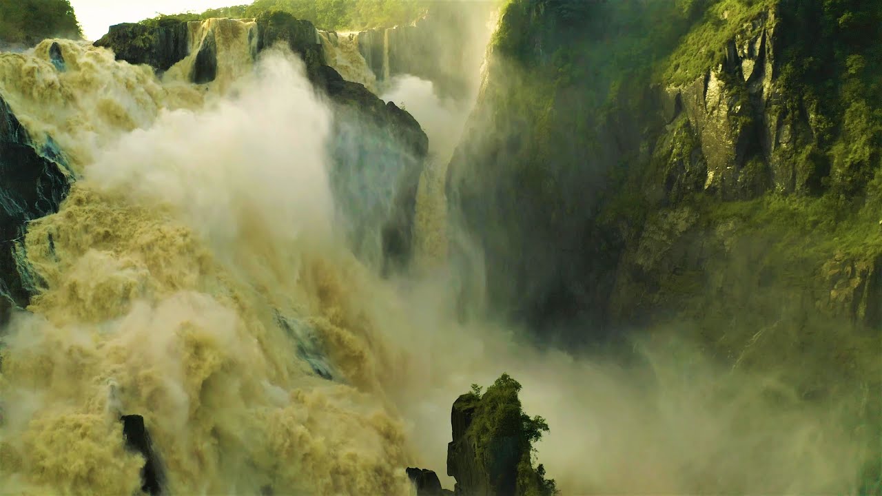 The greatest short hike in Australia! Barron falls base hike full flood!