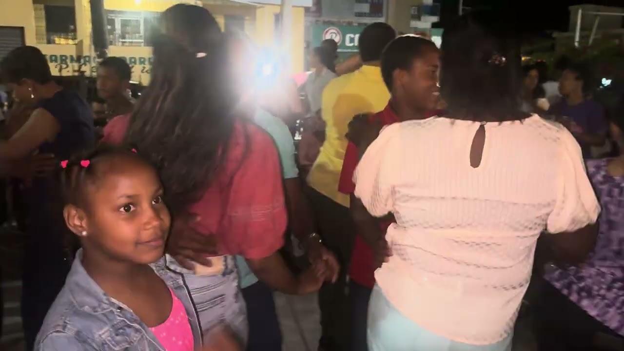 💃🕺En esta Noche de Baile la comunidad también dio una bailadita para cerrar la noche