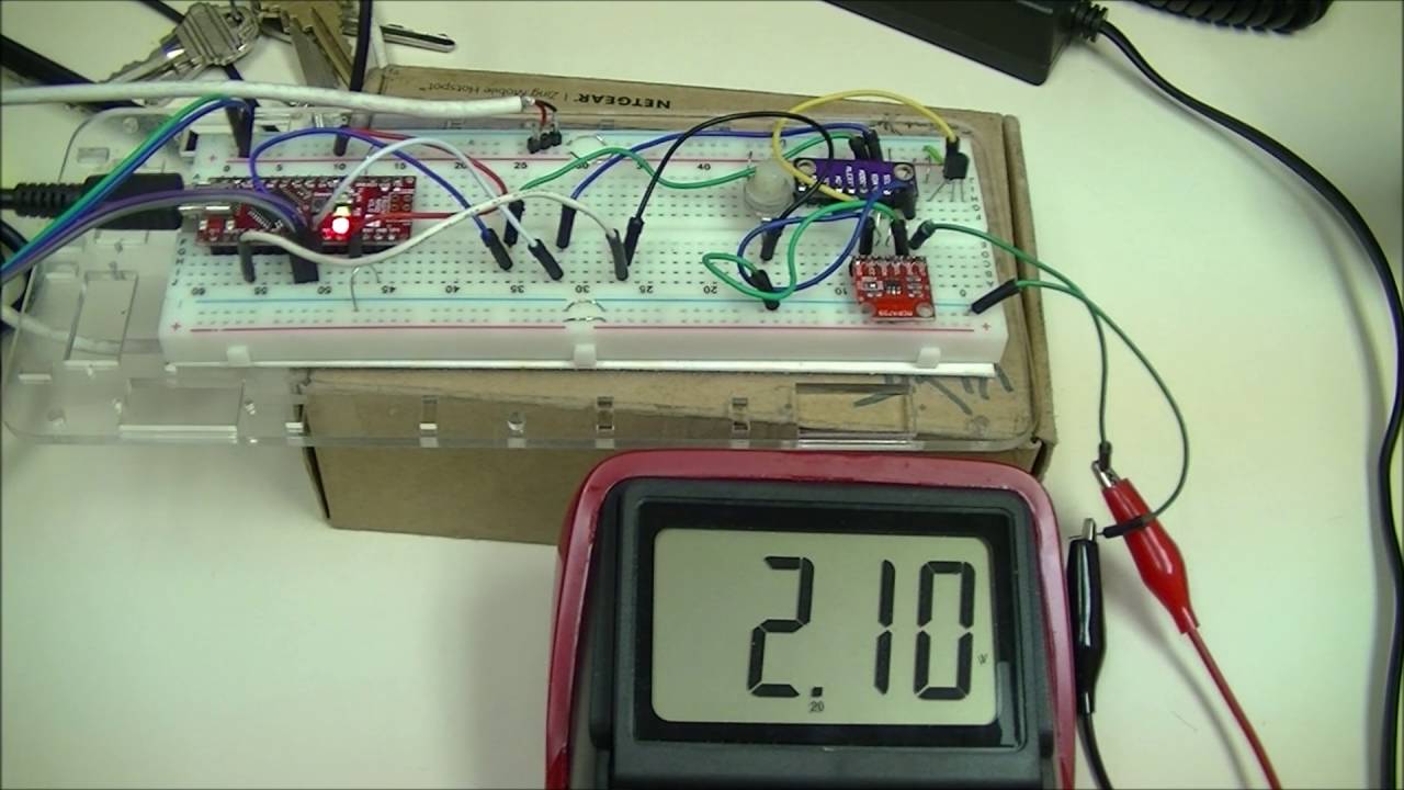 Arduino using MCP4725 12-Bit Digital-to-Analog Converter