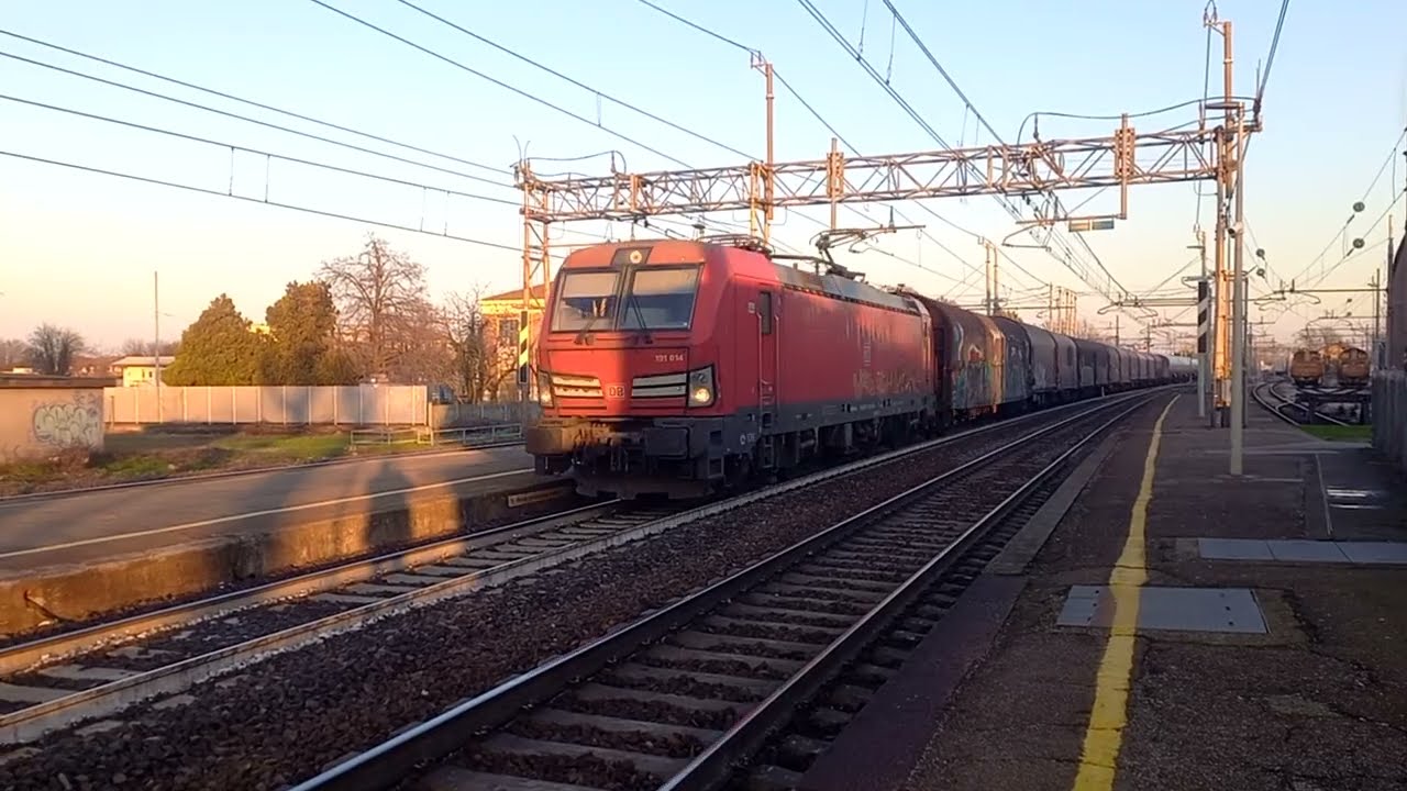 treno merci in buca pari con e191 DB a Rubiera il 21 02 26