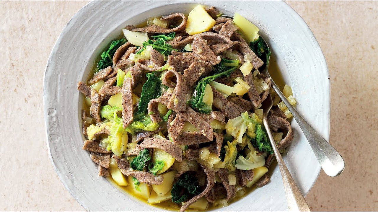 “PIZZOCCHERI,LA RICETTA ORIGINALE DELLA VALTELLINA LA RICETTA FACILE E VELOCE