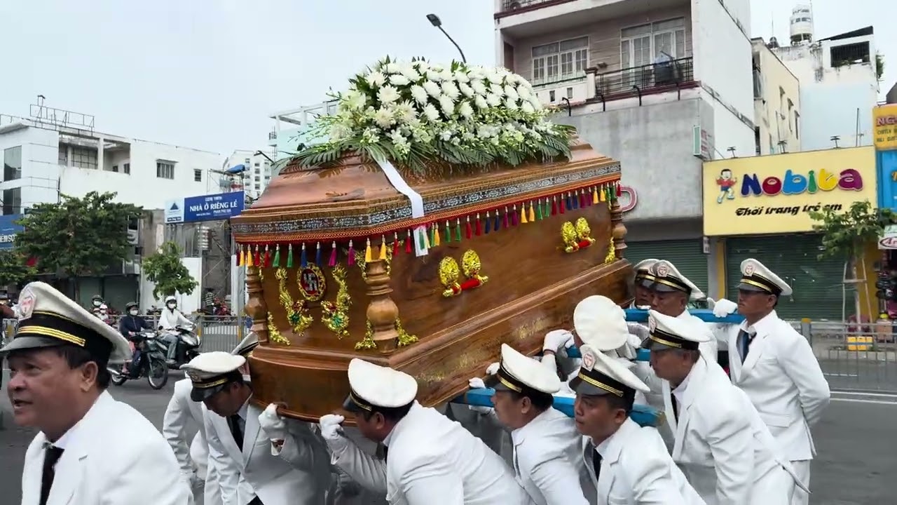Lễ tang anh Trần Thành Bảo - Hưởng dương: 35 tuổi. An táng tại Nghĩa trang Phúc An Viên - TPHCM.