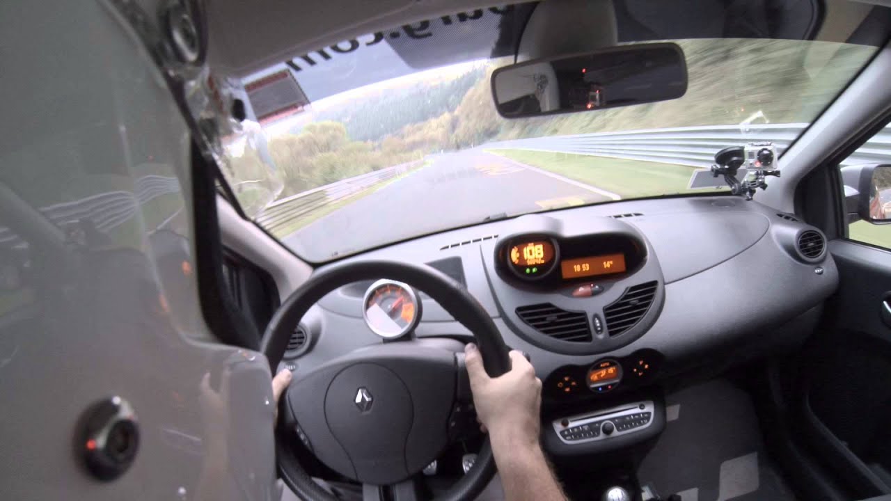 Renault Twingo RS em Nürburgring - Alta RPM