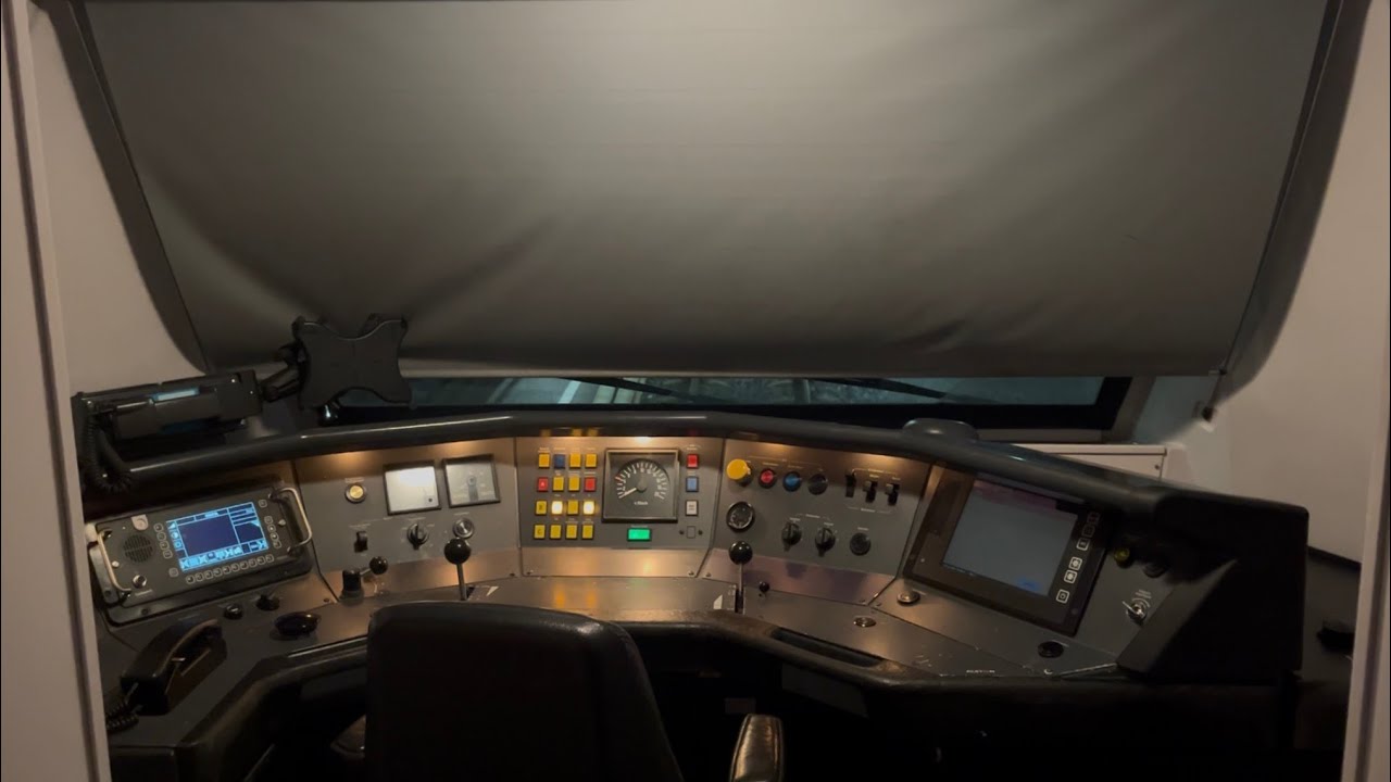 Een kijkje in de cabine van een VIRM