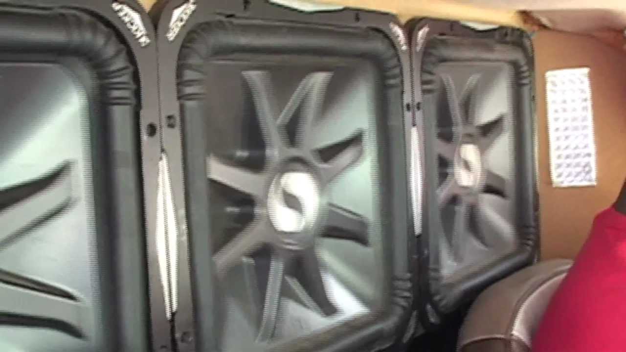 Elroy's Ford Explorer - 6 Kicker Solobaric 15's 2 Power Acoustic 3k's